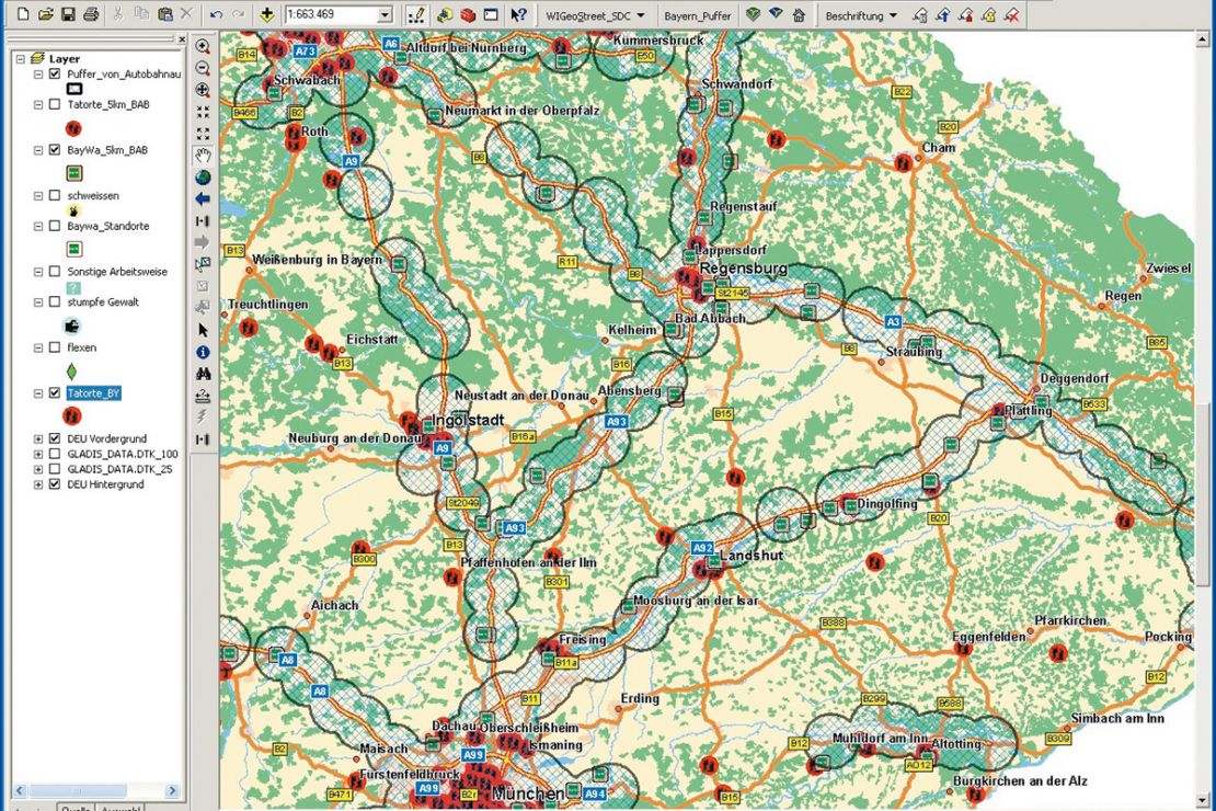Fighting crime with GIS Fighting crime with GIS