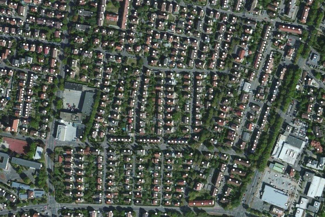 Geocoding localizes addresses as points and shapes on a map and is the basis for geomarketing Geocoding localizes addresses as points and shapes on a map and is the basis for geomarketing