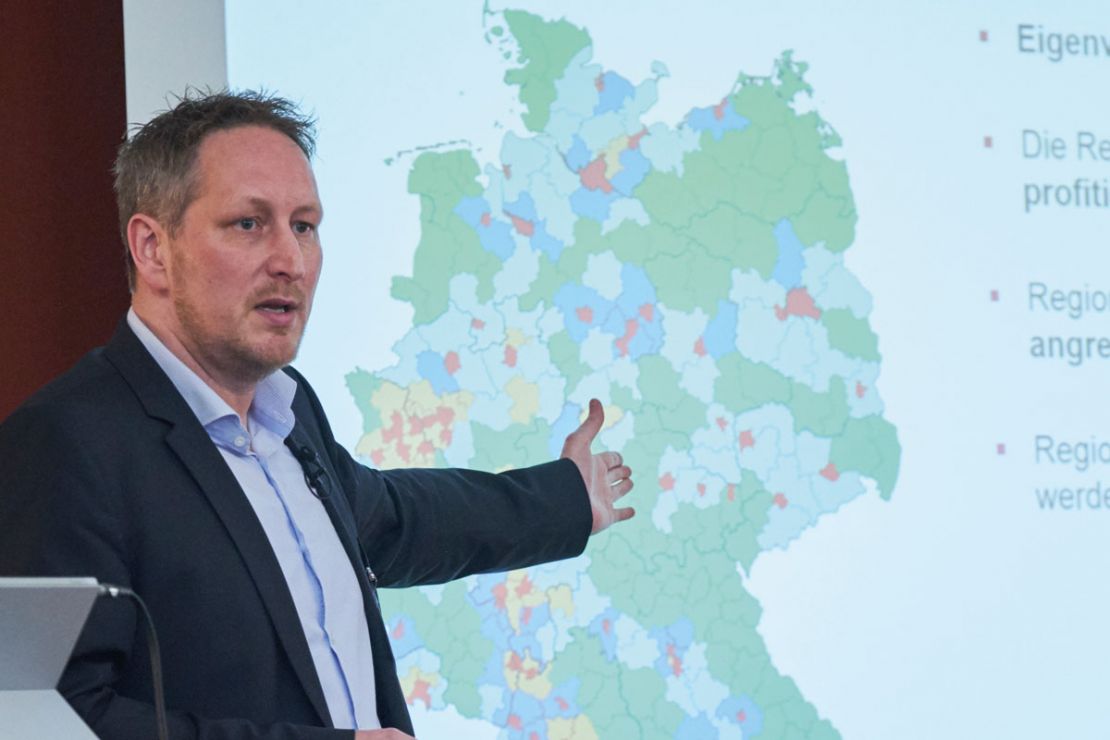 Bedarfsplanung mit GIS-Software und aktuellen Marktdaten Bedarfsplanung mit GIS-Software und aktuellen Marktdaten