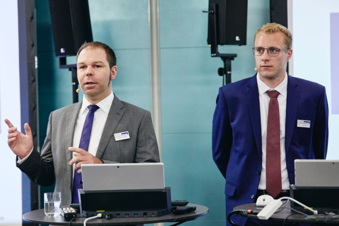 Für eine WebGIS-Software ist ein effizientes Datenmanagement notwendig. Für eine WebGIS-Software ist ein effizientes Datenmanagement notwendig.